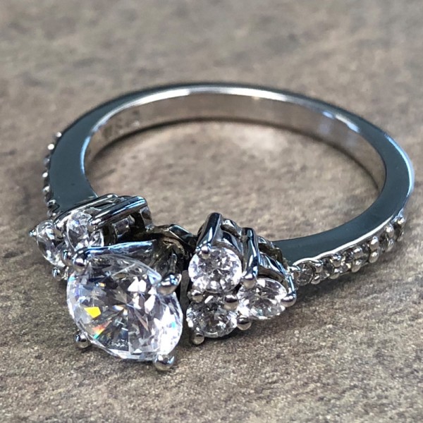 14K White Gold Vintage Engagement Ring