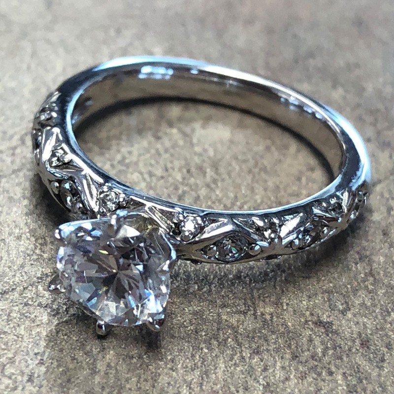 14K White Gold Vintage Engagement Ring - 39910898