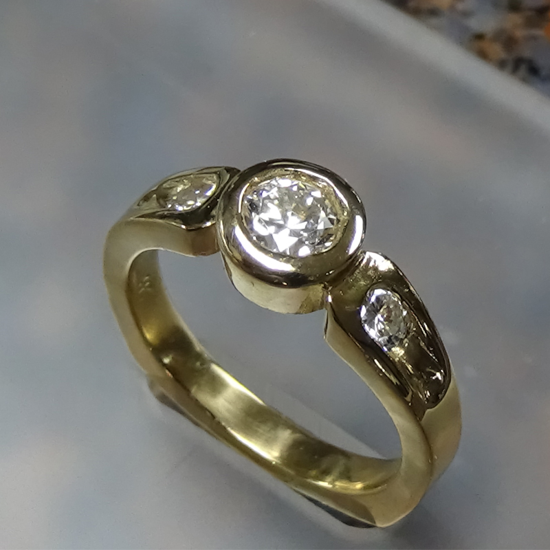 Custom Engagement rings and custom jewelry design